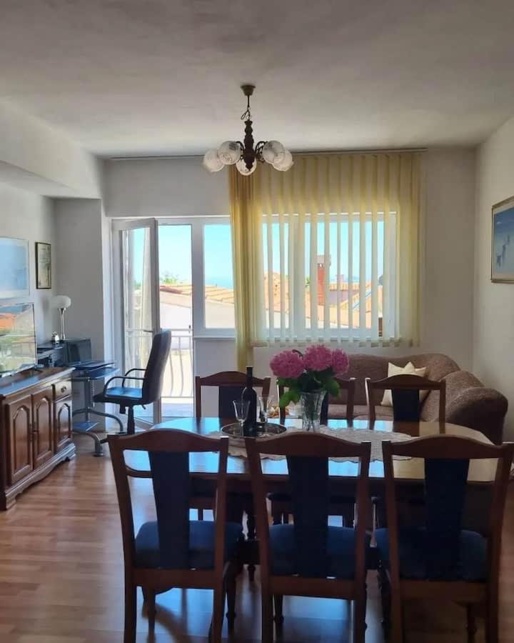 Antonny Apartment Zvekovica